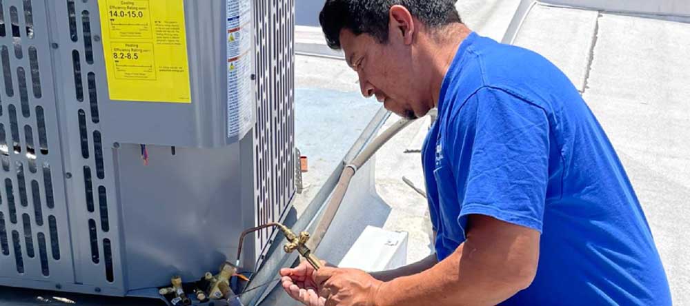 repairing rooftop hvac unit